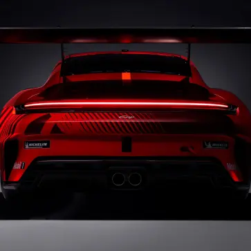 新型ポルシェ911 Cup（992.2）発表。520PS自然吸気4.0Lフラット6搭載、さらに機能性と経済性を向上させ2026年ワンメイクレースへと登場