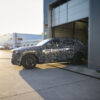 BMW、新型X5を予告。「多様性がここに極まり」ガソリン、ディーゼル、PHEV、EV、そして水素燃料電池という5つのパワートレーンが選択可能