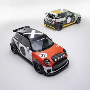デウス・エクス・マキナ × ミニ、過激＆オシャレすぎるワンオフ「JCW」カスタム2台が公開。これがミニの新しい楽しみ方？