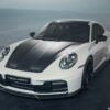 テックアート「Tスポーツ R」登場。ポルシェ911カレラTを“GT3級”のパフォーマンスへと進化させる新チューニングパッケージ