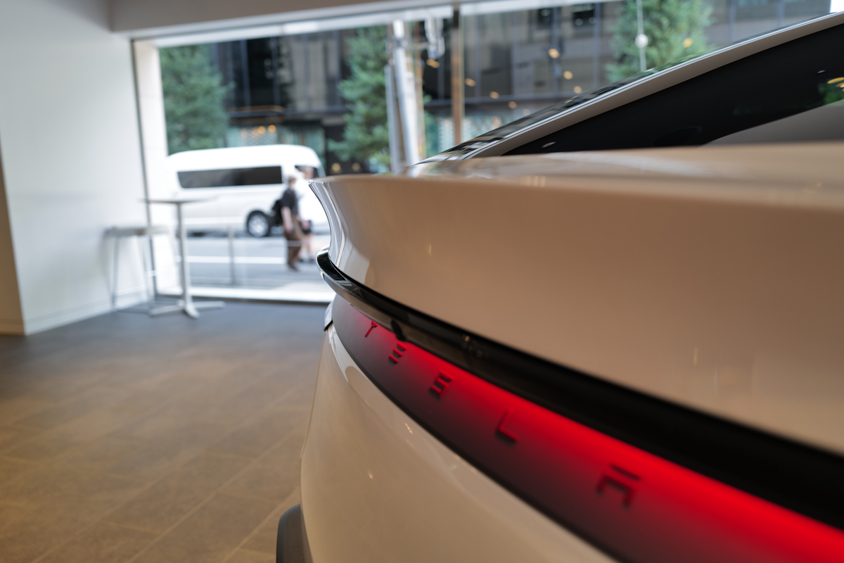 テスラ モデルYのテールランプ