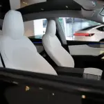 テスラ モデルYのシート