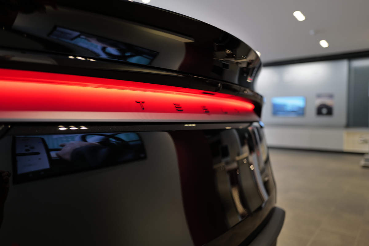 テスラ・モデルYのテールランプ