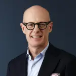 【ポルシェ新CEO決定】元マクラーレンCEOミヒャエル・ライターズ博士が2026年1月より「出戻り」就任。オリバー・ブルーメ氏はVWグループCEOに専念へ