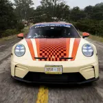 ポルシェの伝説を繋ぐ：特別仕様の911カレラが車名の由来ともなった「ラ・カレラ・パナメリカーナ」2025を駆ける
