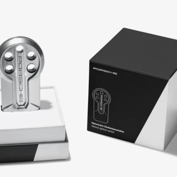 ポルシェが「あの」917Kに採用されていた”超軽量”キーをオブジェ化して発売。さらにはカレラGTのキーも「コレクターズアイテム」として登場