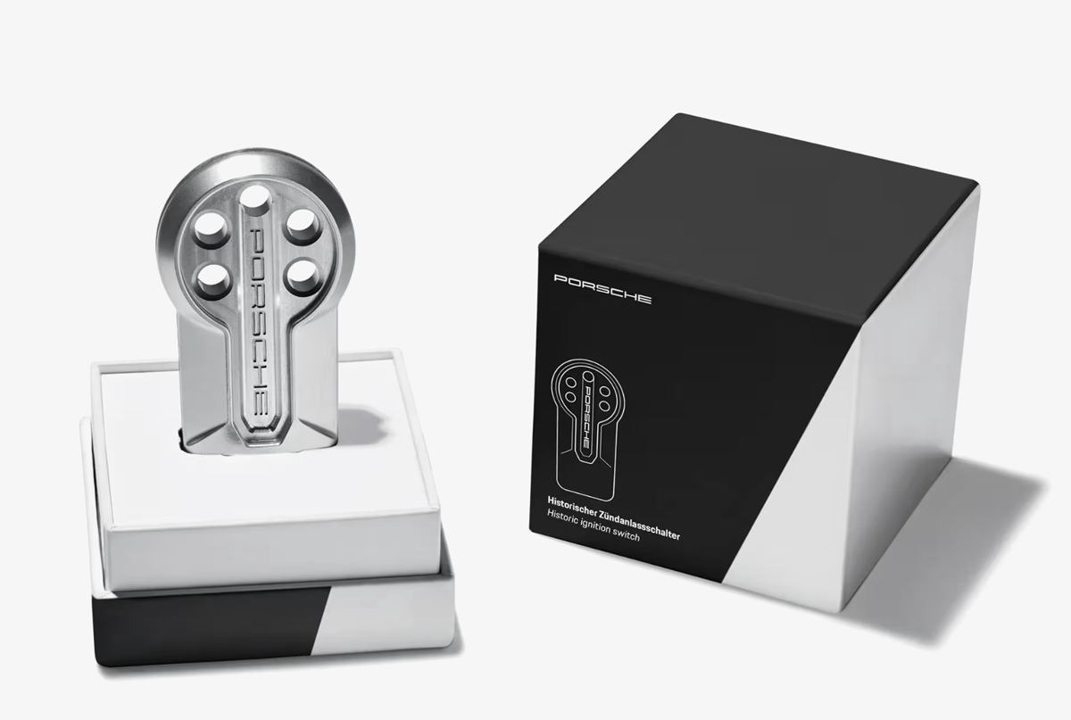ポルシェが「あの」917Kに採用されていた”超軽量”キーをオブジェ化して発売。さらにはカレラGTのキーも「コレクターズアイテム」として登場