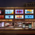 ポルシェが上海にてポップアップ展示を開始。「エレクトリック」一切無し、モータースポーツにおけるヘリテージをアピール