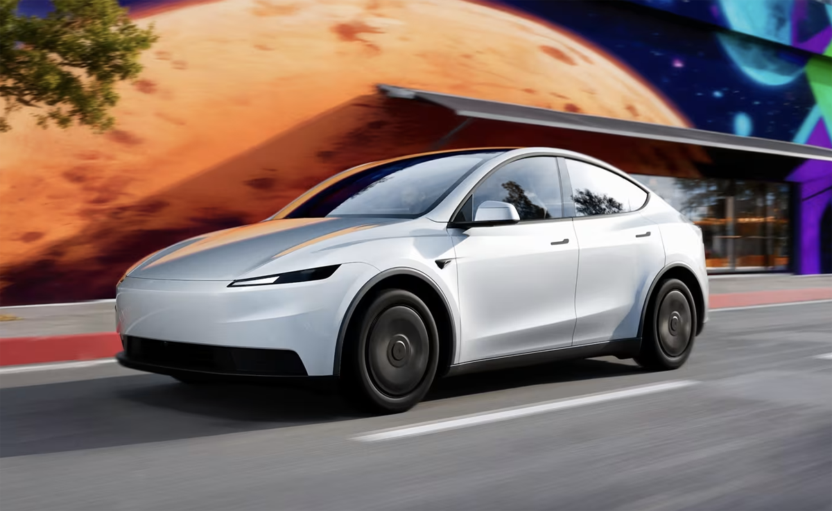 テスラが低価格モデル「モデル Y スタンダード」発表。41,630ドルで登場、ベースモデルから5,000ドル値下げなるも「市場はがっかり」