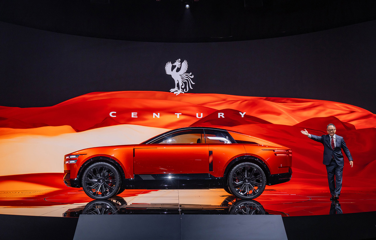 トヨタ、「センチュリー」を”車種”から”独立ブランド”化し超高級クーペを発表。ロールスロイスやベントレーと真っ向勝負する「日本の頂点」に君臨するブランドがここに誕生