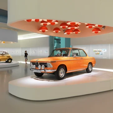 【極秘ミッション】ポルシェは初のフロントエンジン車「924」を開発する際、「それと知られないよう」BMW 2002を購入し、2002に偽装して開発を行っていたことが明かされる