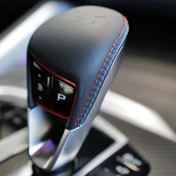 デュアルクラッチの採用を終了したBMW。なぜDCTをやめてトルクコンバーター式ATへ回帰するのか？今後DCTは消滅の道をたどるのか