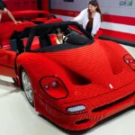 意外や「アジアでは初」のレゴランド×フェラーリ。マレーシアのレゴランドにて実物大フェラーリF50が登場、LEGOで体験する「ビルド＆レース」の魅力とは