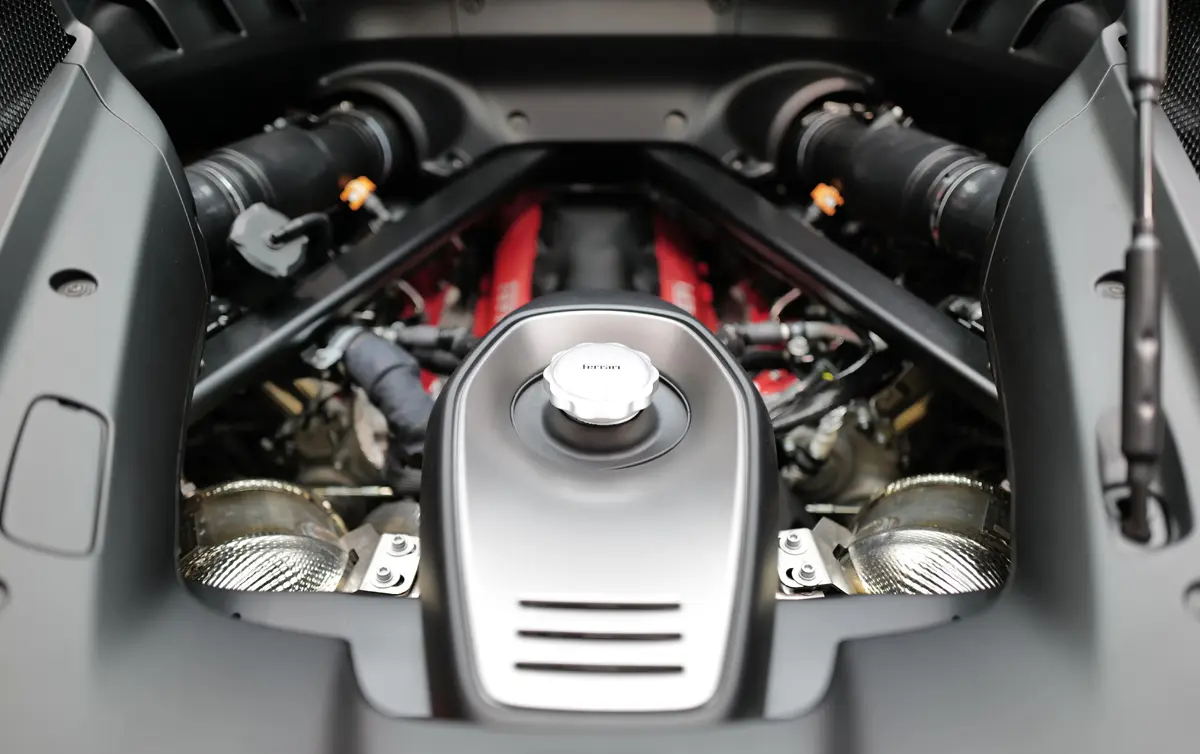 「スポーツカーにハイブリッド」の是非論争は時間とともに解決する？ボクがこの論争は「スポーツカーにATってどうなの」論争と同じだと思うワケ