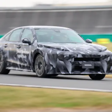 ホンダが新世代プラットフォームを公開、次期CR-V/シビック ハイブリッドは「プレリュード直伝の楽しさ」を再現。軽量化と高剛性で走りが一新