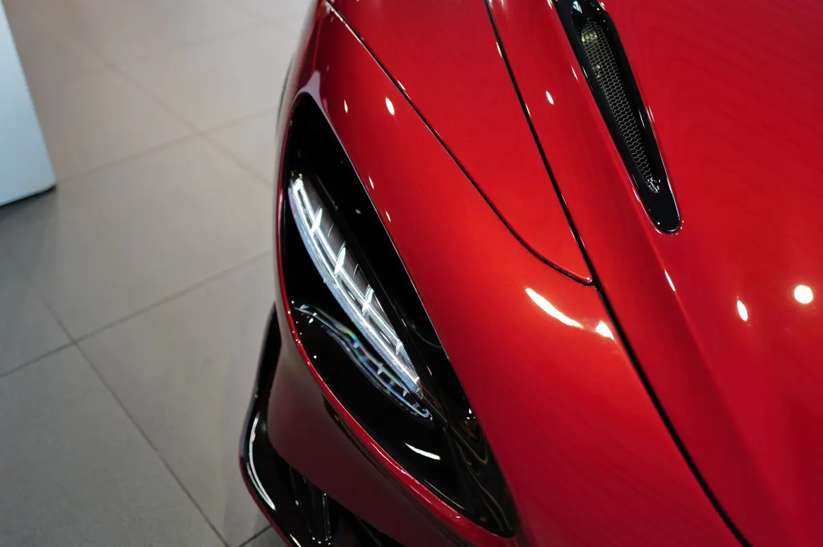 マクラーレン750S JC96のヘッドライト