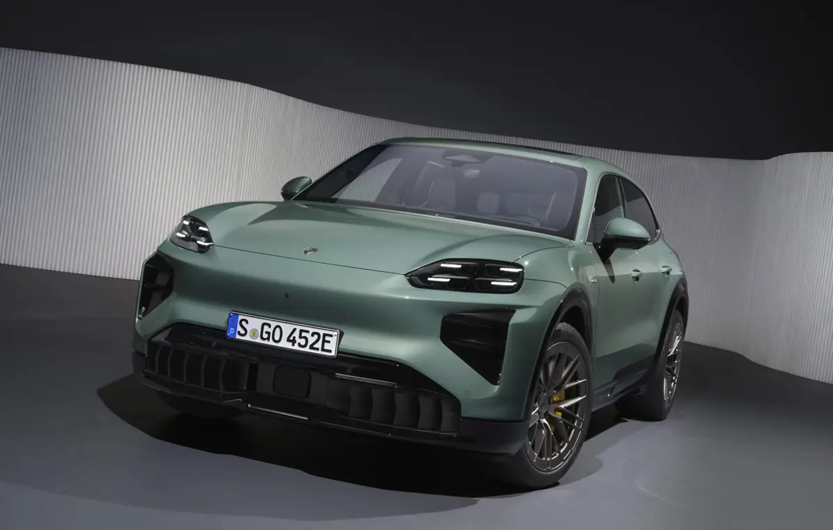 ポルシェ量産車史上最強の1156馬力、新型カイエン ターボ エレクトリック正式発表。「ゼロヨン10秒以下」の驚異の加速力