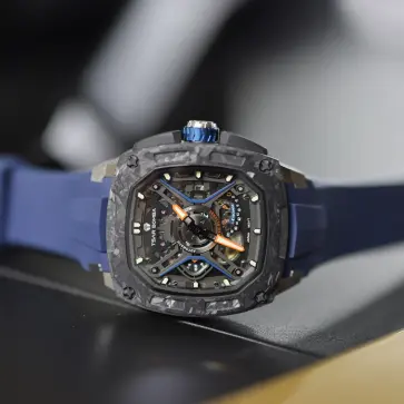 サーボンバ（TSAR BOMBA）の腕時計、「ダークマター」を購入。価格以上のスペックそして仕上げを持ち、なかなかに満足感の高い1本である