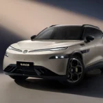フォルクスワーゲンが「中国のために、中国内で」開発した新型EV、ID. Unyx 08を正式発表。これまでのVWとは全く異なるデザインを採用、これが中国専売VWの新しい顔に