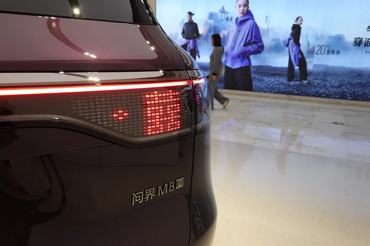 中国、ドアハンドルの新基準案を公表：事故時の「物理的な開閉」を義務化し「事実上」ポップアップ式は禁じ手に