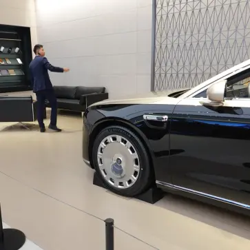 ファーウェイのEV、マエストロS800（フロント）