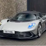 アストンマーティン「ヴァルハラ」ついに顧客へと初納車。1079馬力のPHEVハイパーカーが公道へ解き放たれる【動画】