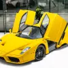 実質走行距離ゼロ？ドバイで新車同然の「エンツォフェラーリ」が販売中。伝説のV12が驚愕のコンディションで登場