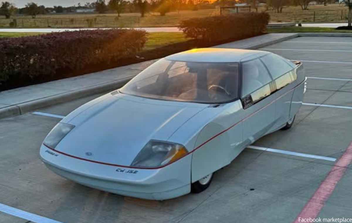 【衝撃】製造2台のみ、伝説のフォード「プローブIV」コンセプトがまさかの「Facebook」にて販売中、歴史的遺産の出品に界隈がざわめく