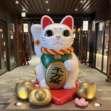 今回の香港訪問「第二弾」。はじめて行く”蒸して食べる海鮮”「皇朝」、そしてクリスマスムード満点のパシフィックプレイス