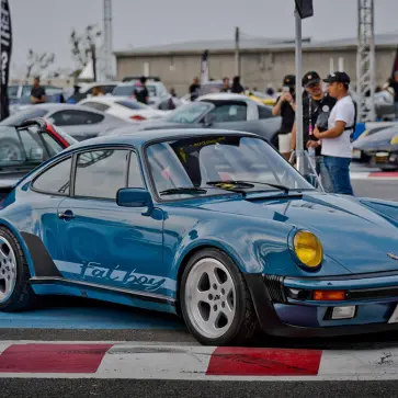 やはりタイのポルシェファンはアツさが違うな・・・。東南アジア最大のポルシェイベント「ダス・トレフェンX」が異次元のスケールで開催