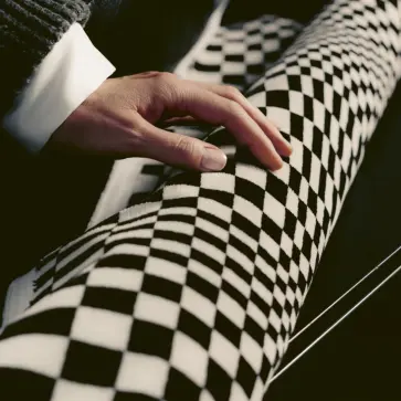 ポルシェが“伝説の生地”を再生産。ペピータ／パシャ／タータンなど名作シート生地が「時を経て」購入可能に、このこだわりこそが「ポルシェ」である