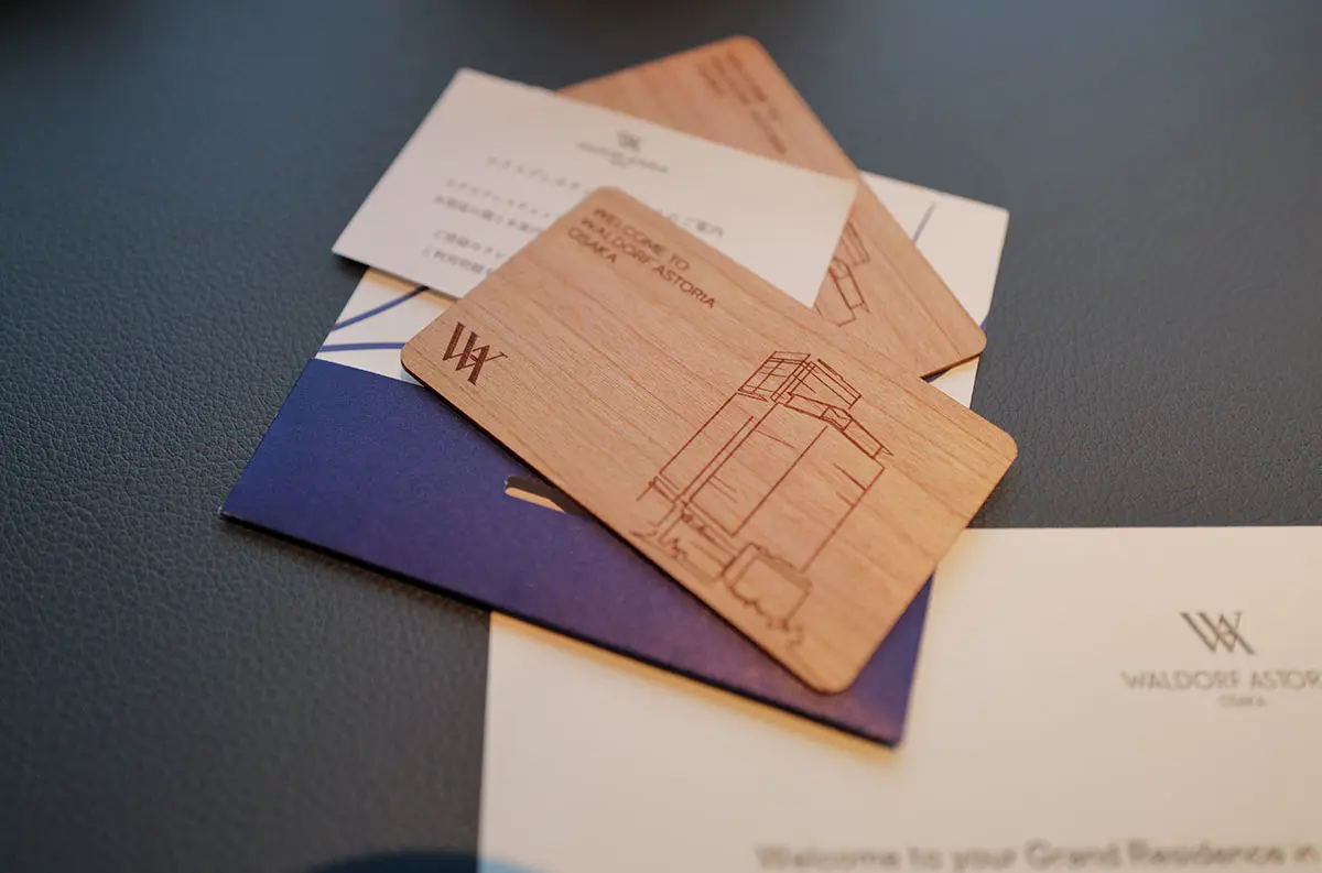 ウォルドーフ・アストリア大阪「宿泊記（2）」。ロビーから37階の客室へ、外資系といえども日本の高級ホテルのようなつくりと「おもてなし」に驚かされる【動画】