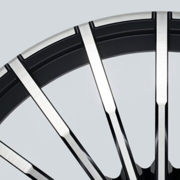 BMWアルピナが再始動。「最初のティーザー画像」として伝統の20本スポーク刷新を提示、現代的にリニューアル