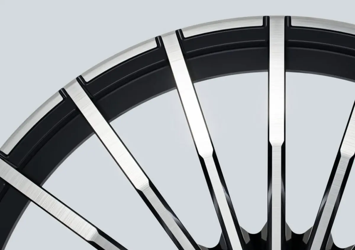 BMWアルピナが再始動。「最初のティーザー画像」として伝統の20本スポーク刷新を提示、現代的にリニューアル