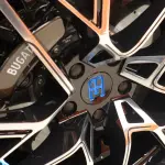 この目が信じられない。驚愕の「航行距離17万km超え」のブガッティ・シロン登場、オイル交換だけで「推定1500万円」