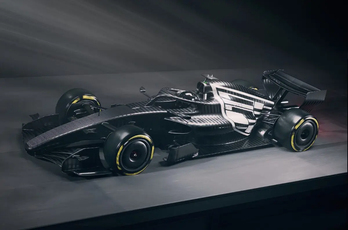 キャデラックF1チームがついに始動。バルセロナ用の「ステルス・リバリー」に隠された秘密とベテランコンビの布陣とは