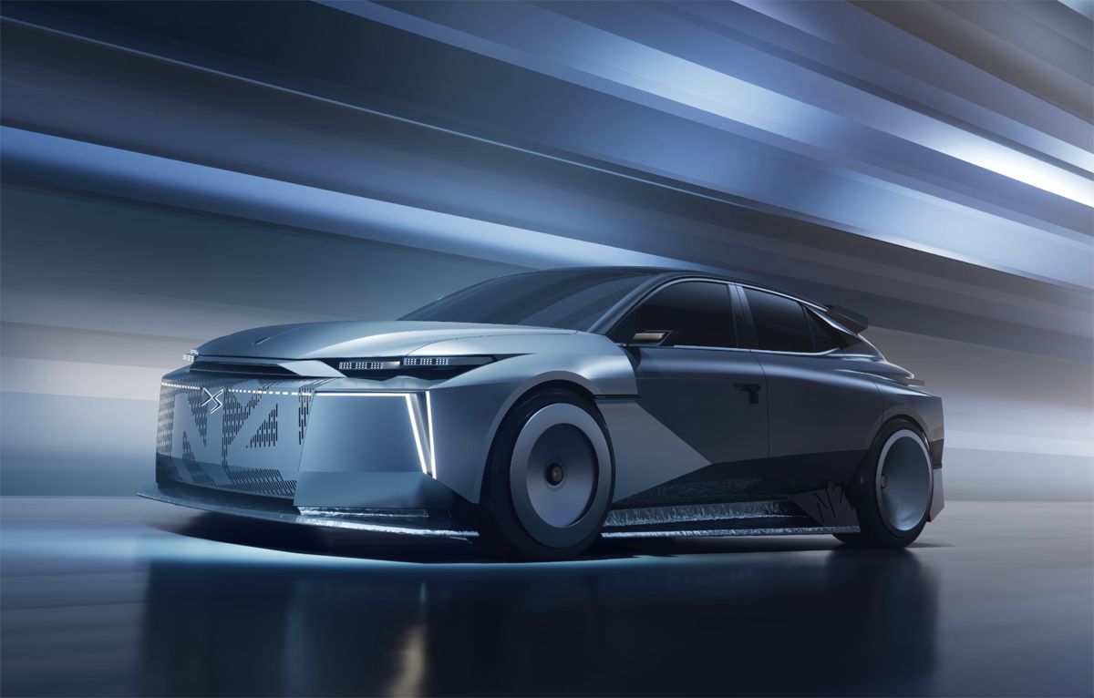 フレンチブランドにしては意外と普通なコンセプトカーが出てきたな・・・。「DS テイラーメイド N°4 」がブリュッセルで世界初公開