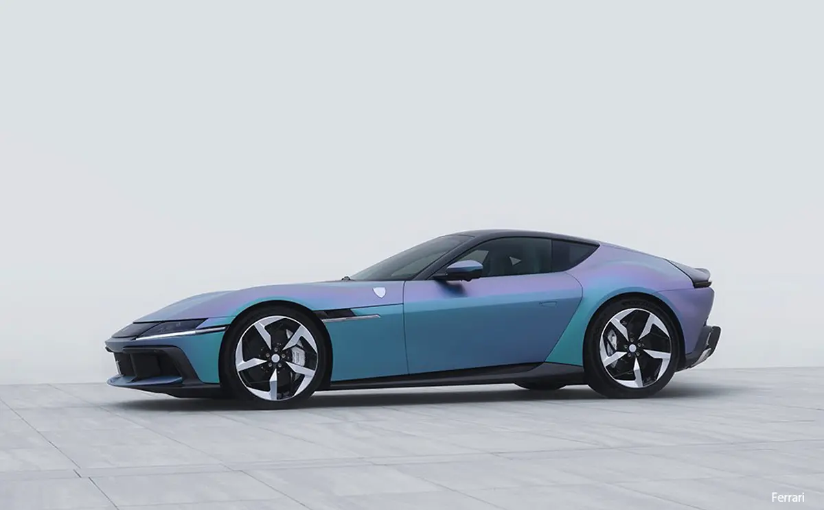 【世界に一台】フェラーリ 12チリンドリ「テーラーメイド・コリア」誕生。高麗青磁に着想を得た新色を採用、「フェラーリ初」を多数盛り込んだV12の芸術品とは