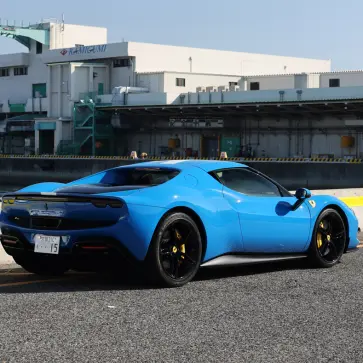 フェラーリ296GTB「エンジンコントロールシステムの故障」続報。物理的なトラブルではなく「電気的なエラー」だと考えて良さそうだ