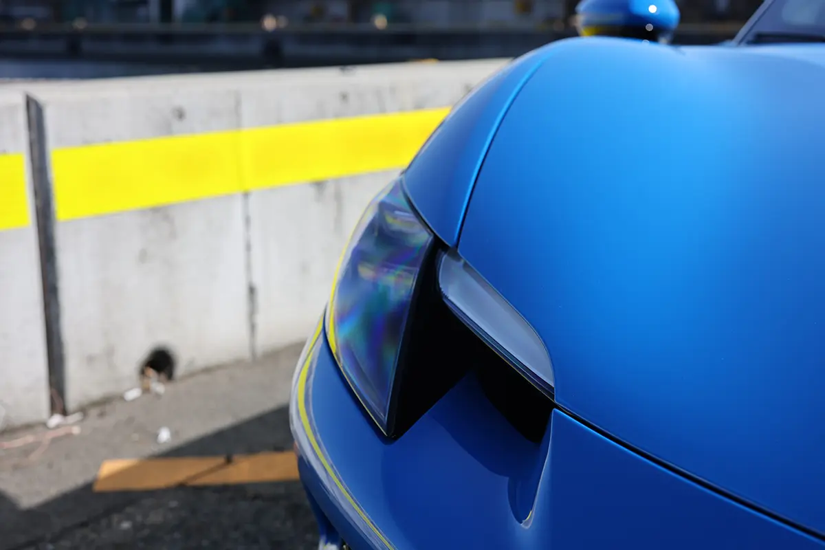 ボクはフェラーリの購入と売却によって大金を失ったが、「それでも安いもんだ」と考える。フェラーリを購入しなければ知ることができなかった人に会い、できなかった体験もできたから