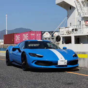 それは違う。フェラーリ296GTBにつき「格好いいポルシェですね」と言われる。ただ、近年のフェラーリが「フェラーリに見えない」ことは大きな問題かもしれない