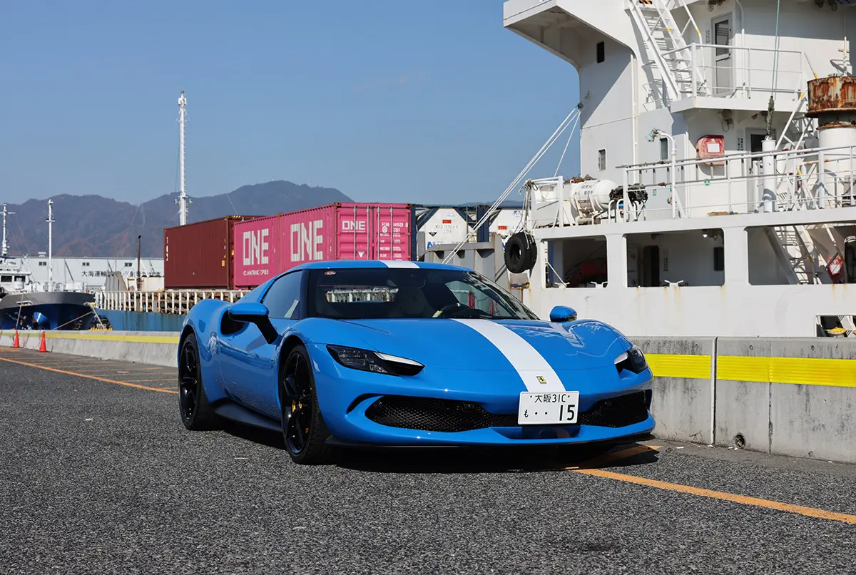 それは違う。フェラーリ296GTBにつき「格好いいポルシェですね」と言われる。ただ、近年のフェラーリが「フェラーリに見えない」ことは大きな問題かもしれない