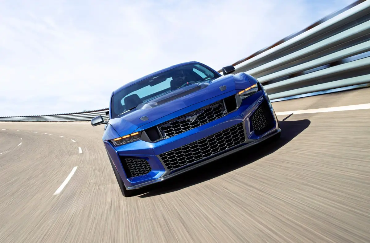 新型フォード マスタング ダークホース SC発表。5.2リッターV8＋スーパーチャージャー、800馬力級の「アメリカンマッスル最後の砦」