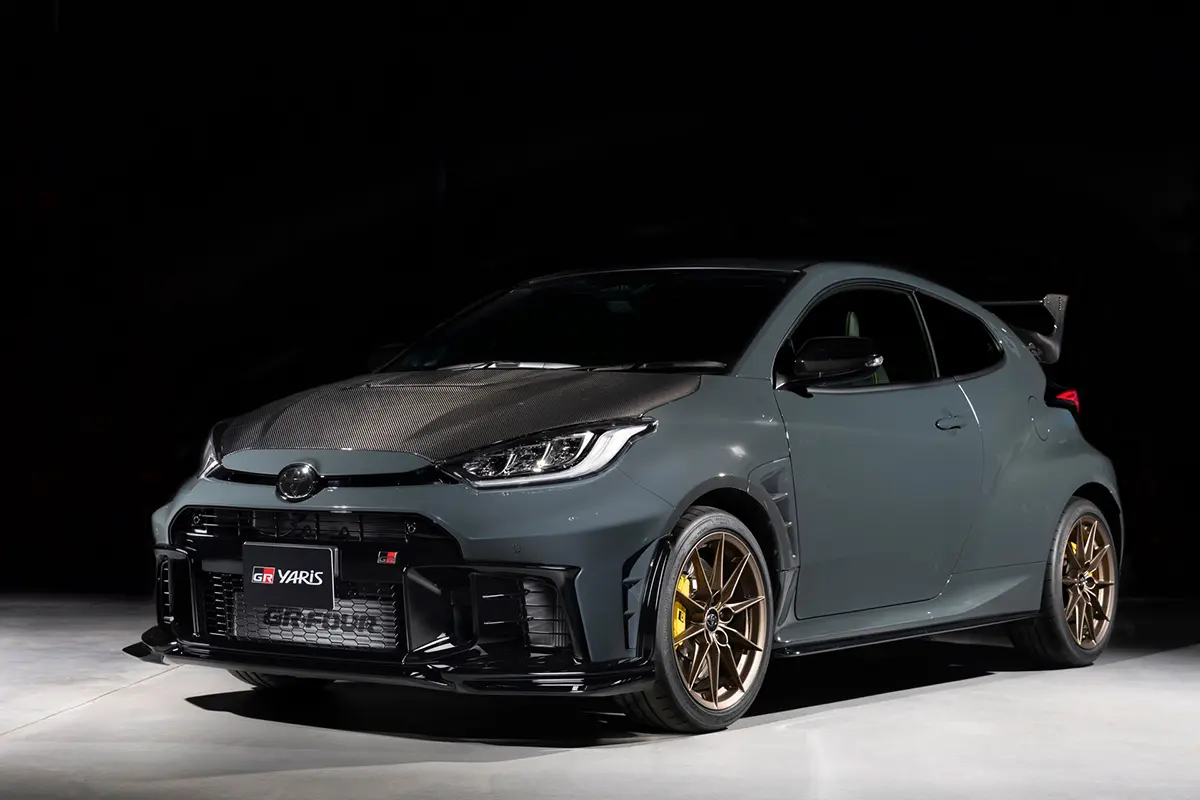 【国内限定100台】新型GRヤリス MORIZO RR、衝撃の発表。モリゾウの“本気”が詰まった究極スペック、「まんまレーシングカー」