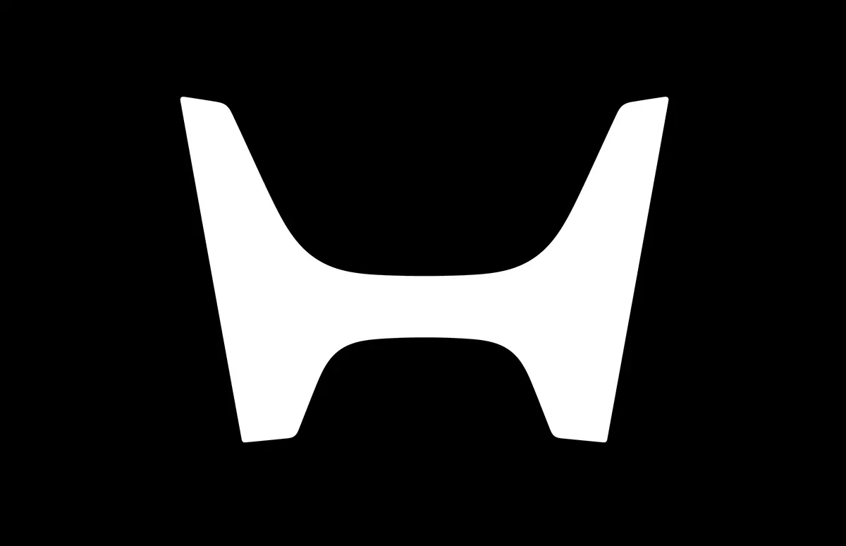 ホンダが「新エンブレム」発表、第二の創業期を意識し4輪参入当時のHマークを復活。なお直近までのエンブレムのモチーフは「三味線」