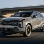 そんなに需要あるのか・・・。新型キア・スポルテッジのボディカラー15色のうち11色が「白・黒・グレー」。色の違いが微妙すぎてもう見分けがつかない