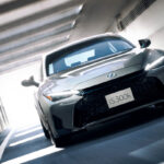 【新型レクサスIS発売】熟成を超えた大幅刷新、新デザインで“超進化”を遂げたスポーツセダン。おそらくはレクサス最後の「純ガソリンFR」か