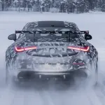 【究極の怪物】メルセデスAMG「ミトス」第2弾が氷上で覚醒。CLEベースにてV8復活、ノンハイブリッドの可能性も