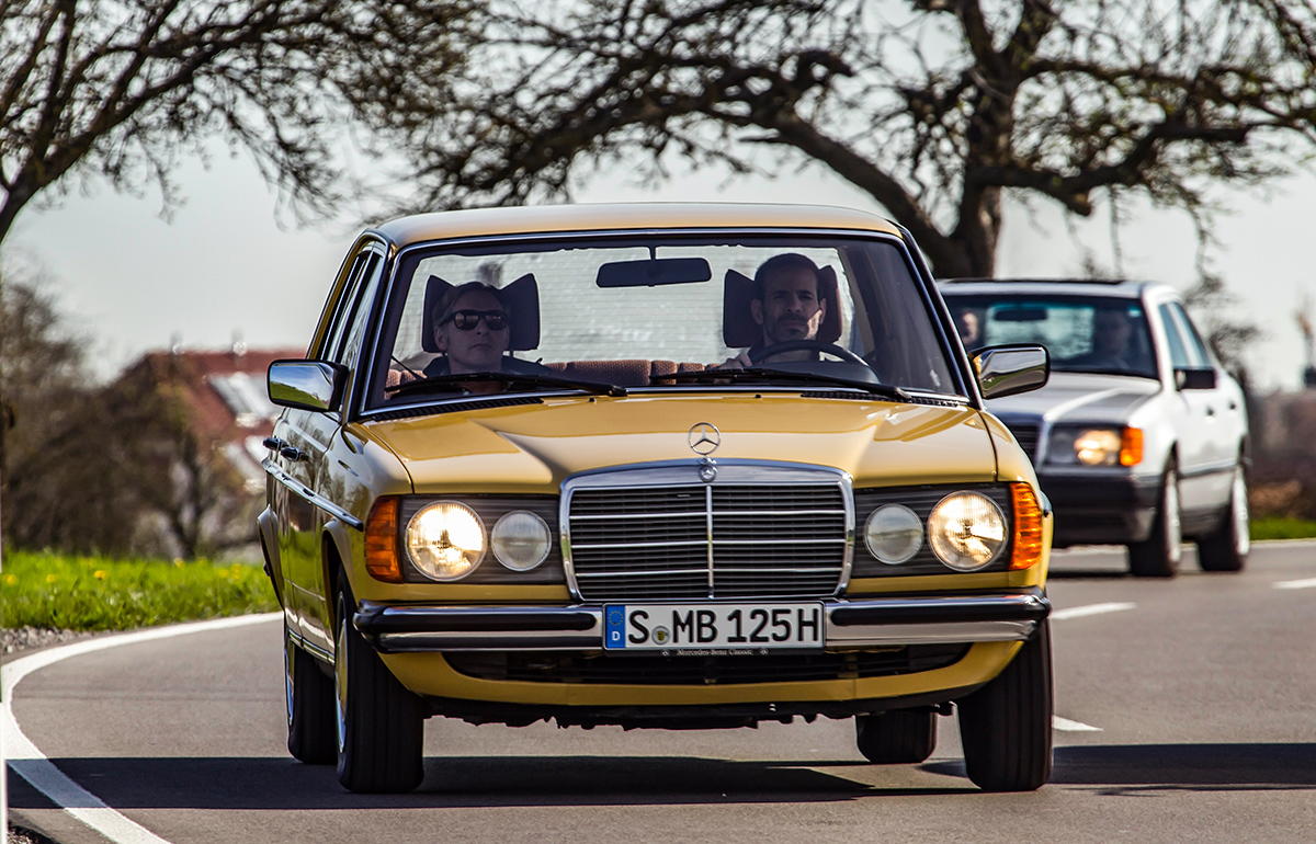 【祝50周年】メルセデス・ベンツW123はなぜ「不滅」なのか？伝説の「日常車」が今、世界中で再評価される理由