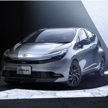 【衝撃】20歳の免許保有率が過去最低を更新。若者が「いま欲しい車」ナンバーワンは9年連続、通算11回でなぜか「アクア」　